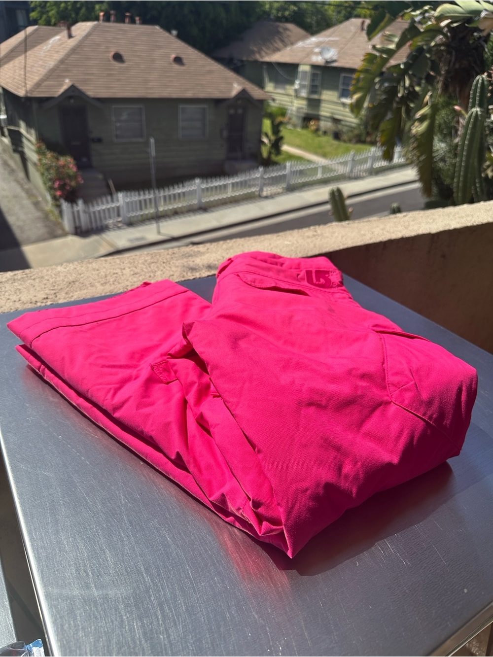 Burton Bright Hot Pink Snowboard Pants(Youth 14-16)